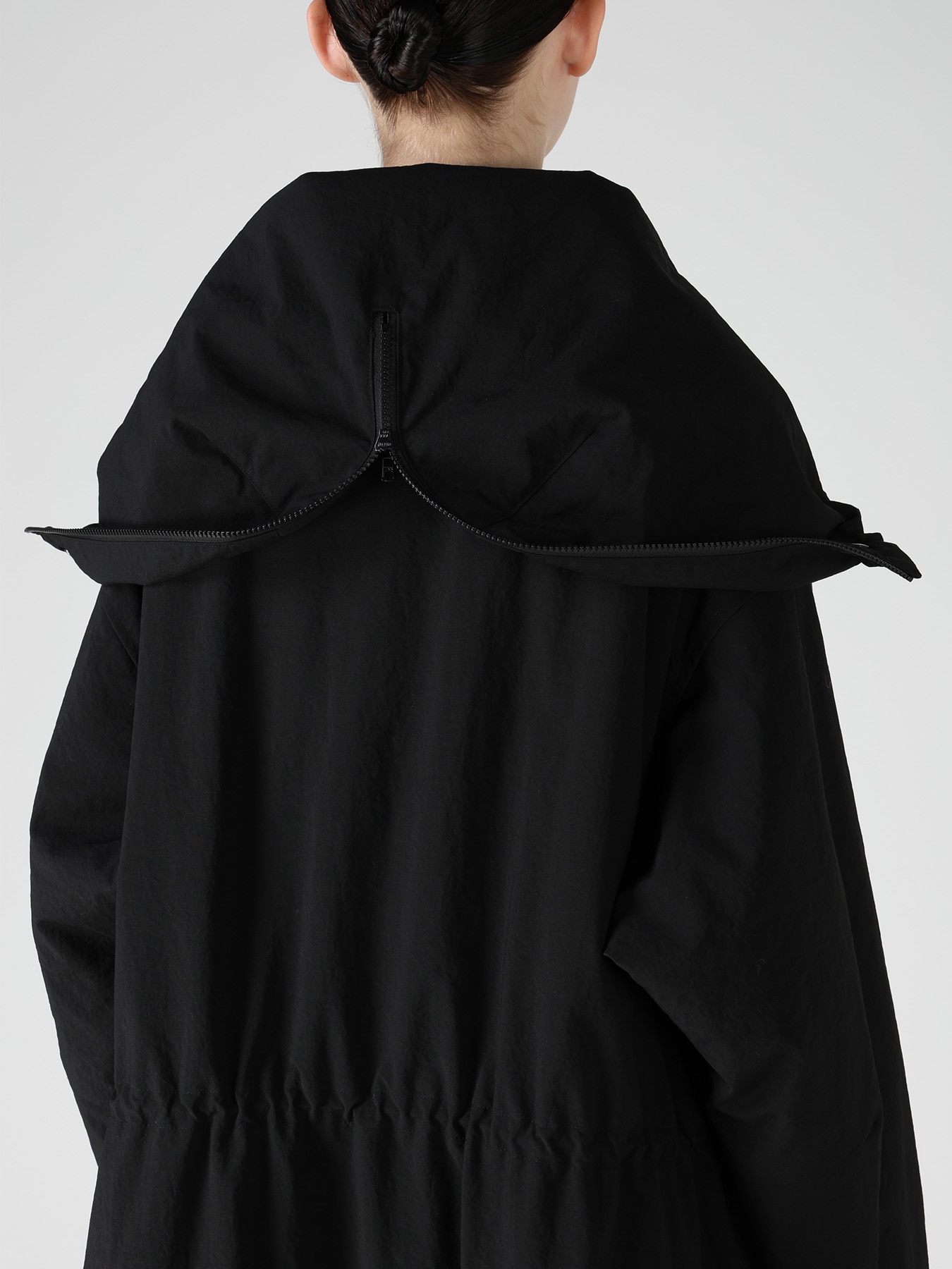 NYLON PADDED TASLAN OXFORD STAND HOODIE COAT
