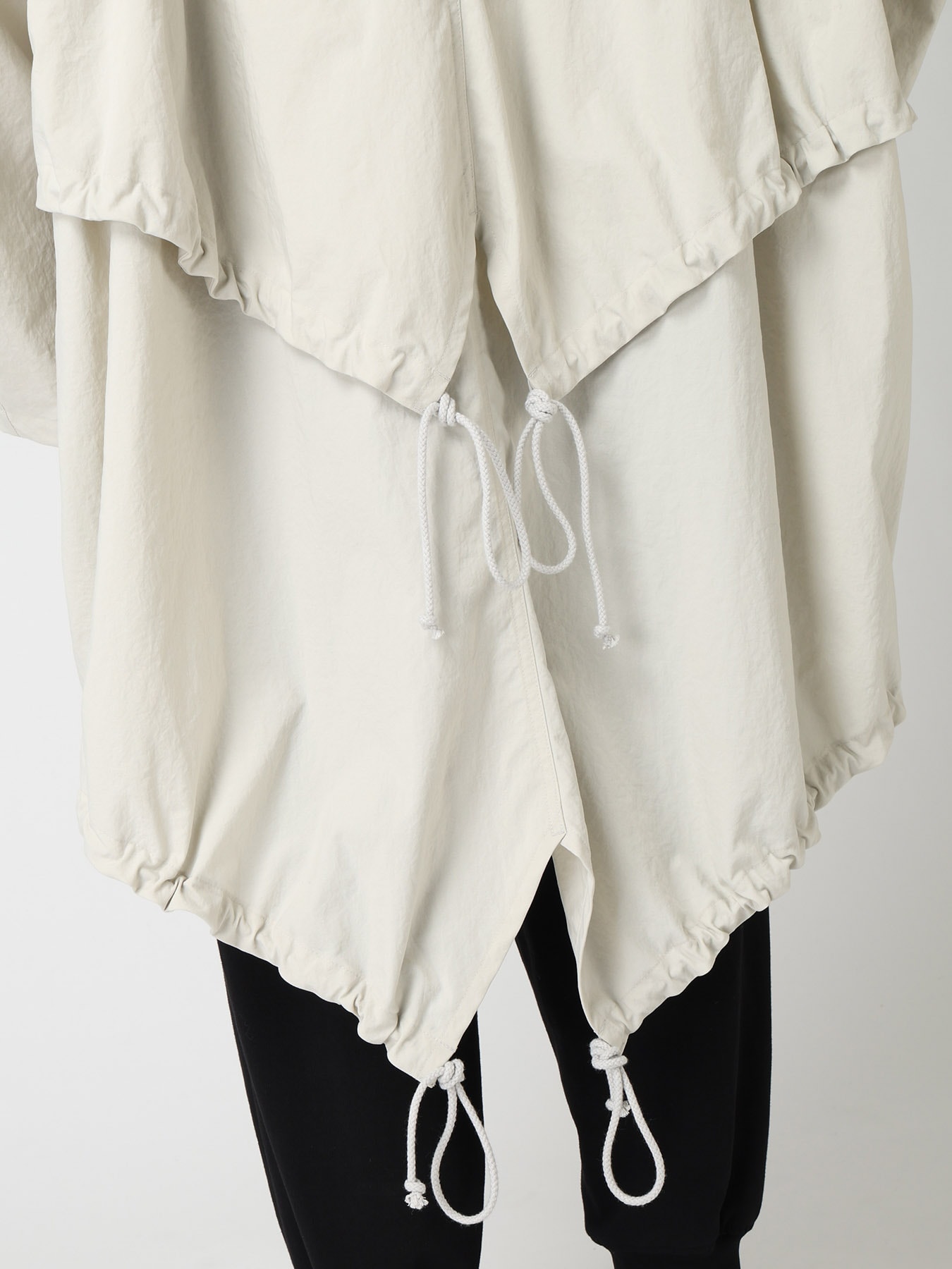 NY/ TASLAN OXFORD BACK TIERED COAT