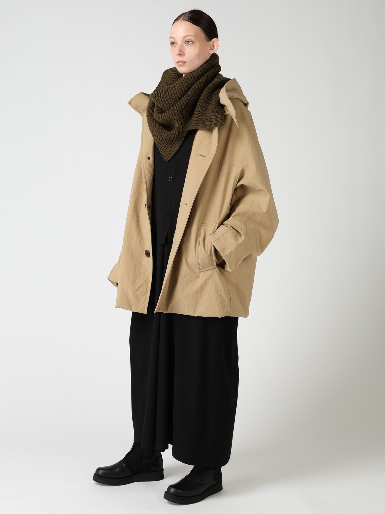 NYLON PADDED TASLAN OXFORD HOODED SHORT COAT