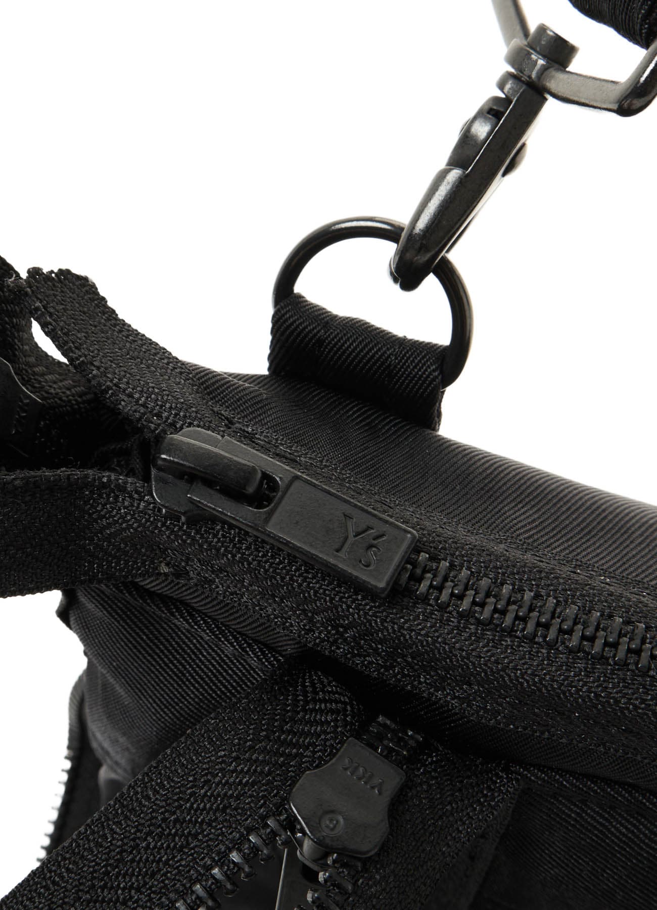 VINTAGE NYLON ZIP MINI SHOULDER BAG