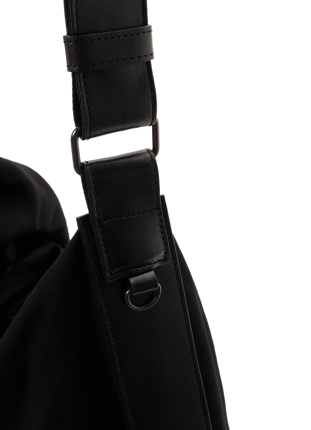 HARD TWISTED WOOL GABARDINE PURSE BAG