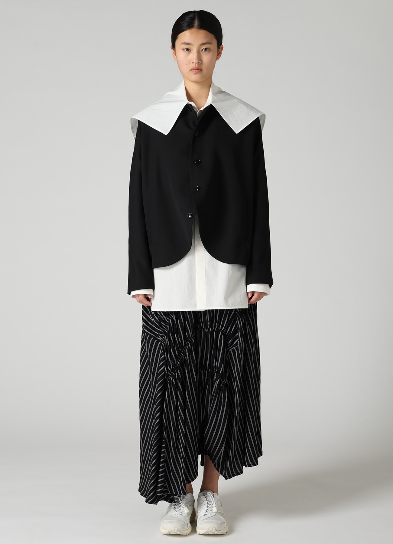 WOOL GABARDINE COLLARLESS JACKET