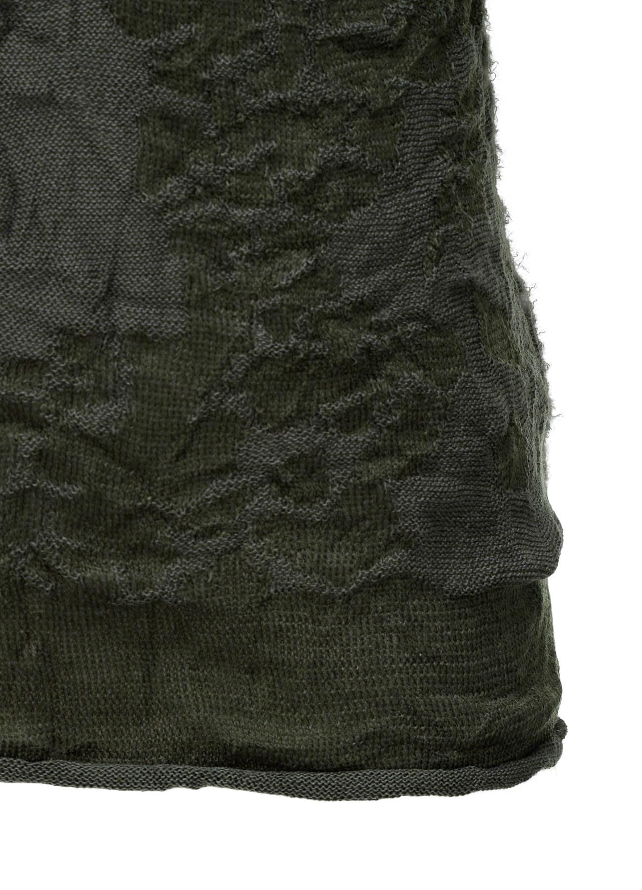 CRACKED PATTERN LINKS OFF NECK PULLOVER