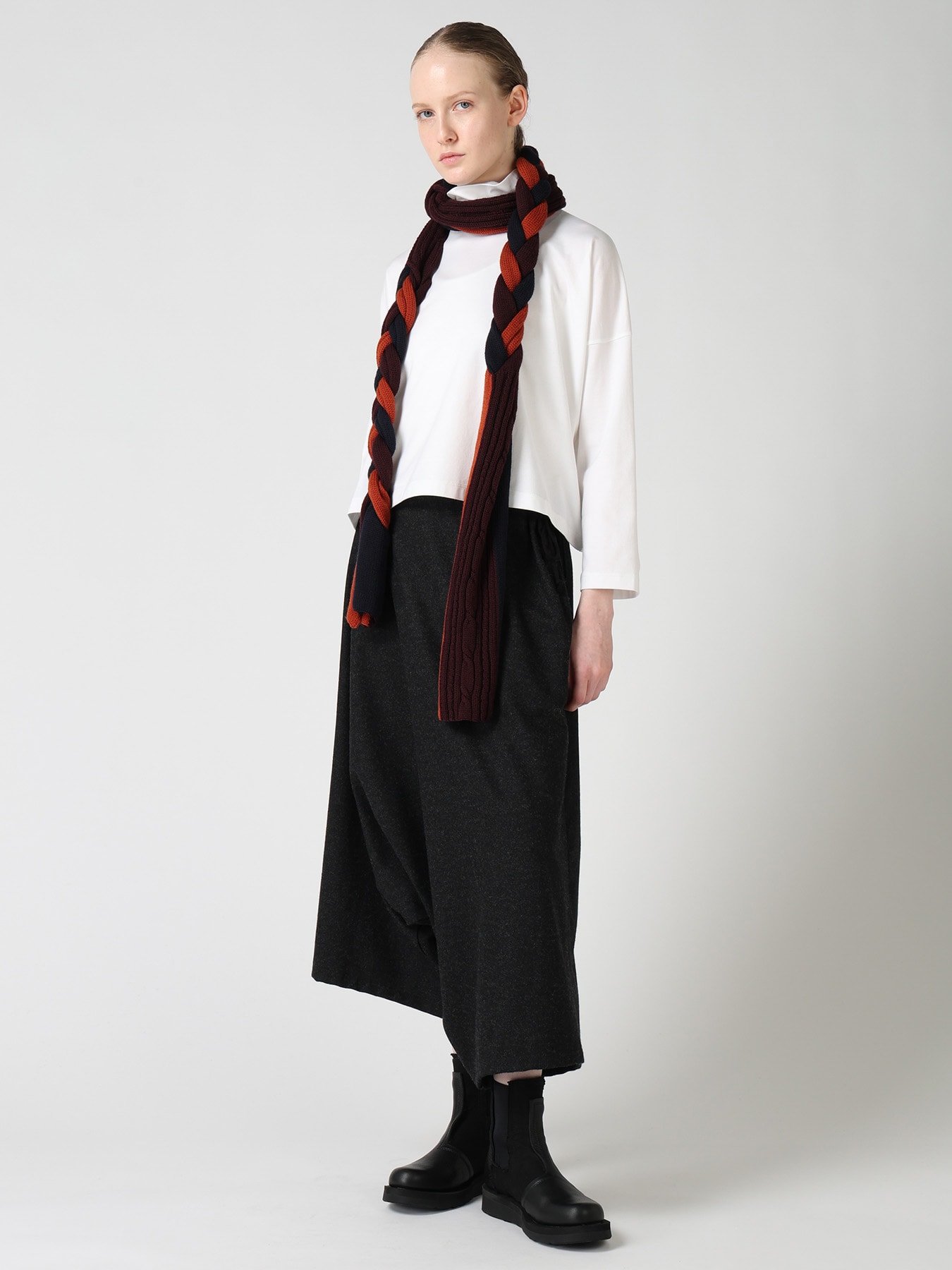 WOOL BRAIDED SCARF