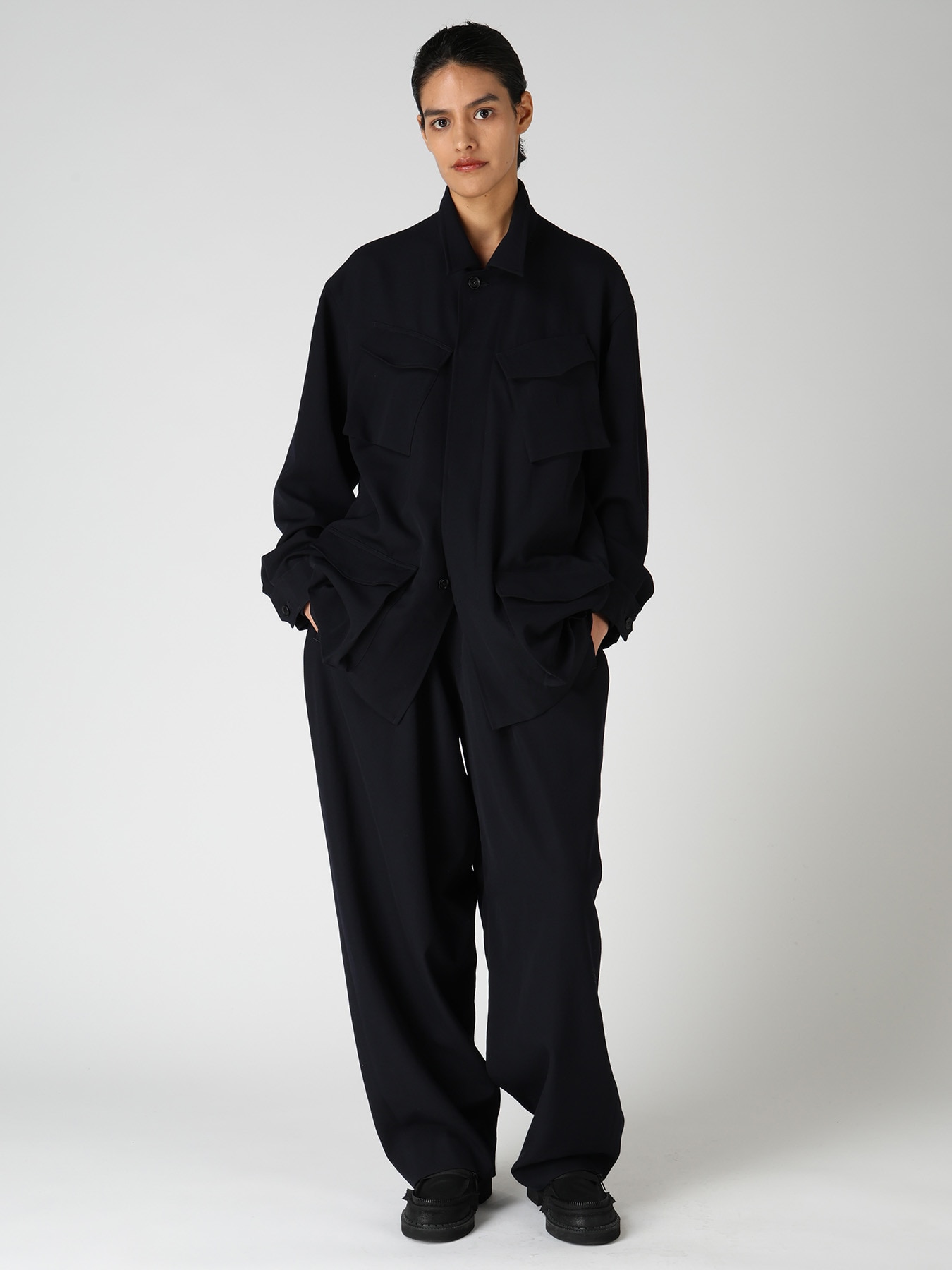 WOOL GABARDINE 2-TUCK WIDE PANTS