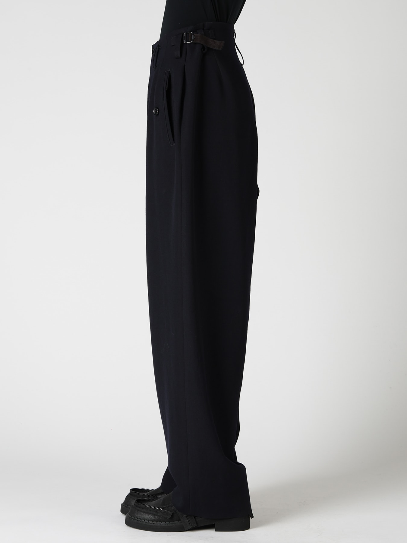 WOOL GABARDINE 2-TUCK WIDE PANTS
