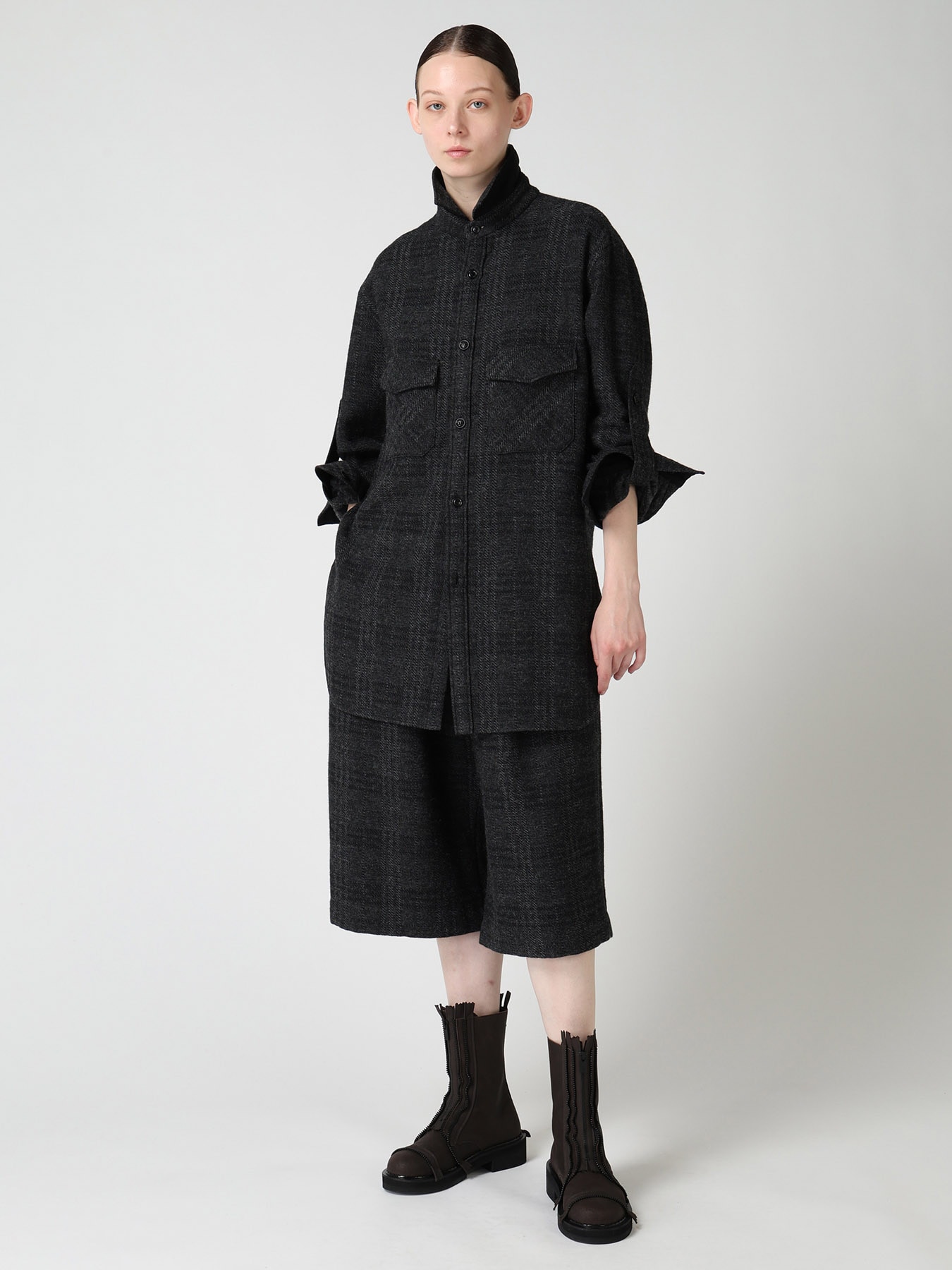 WOOL BLEND PLAID 3-TUCK HALF PANTS
