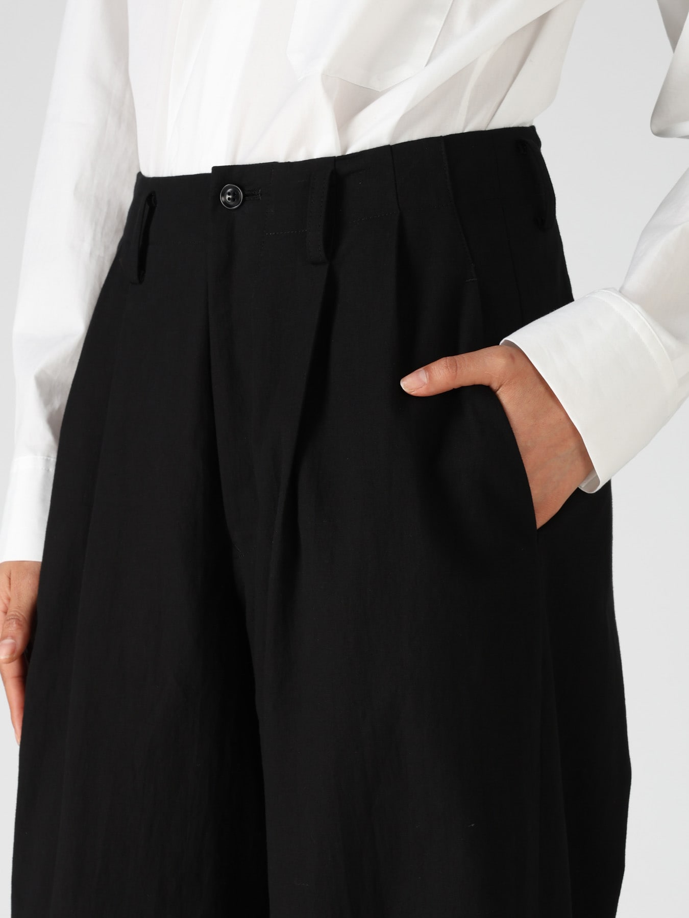 COTTON TWILL 2-TUCK WIDE PANTS