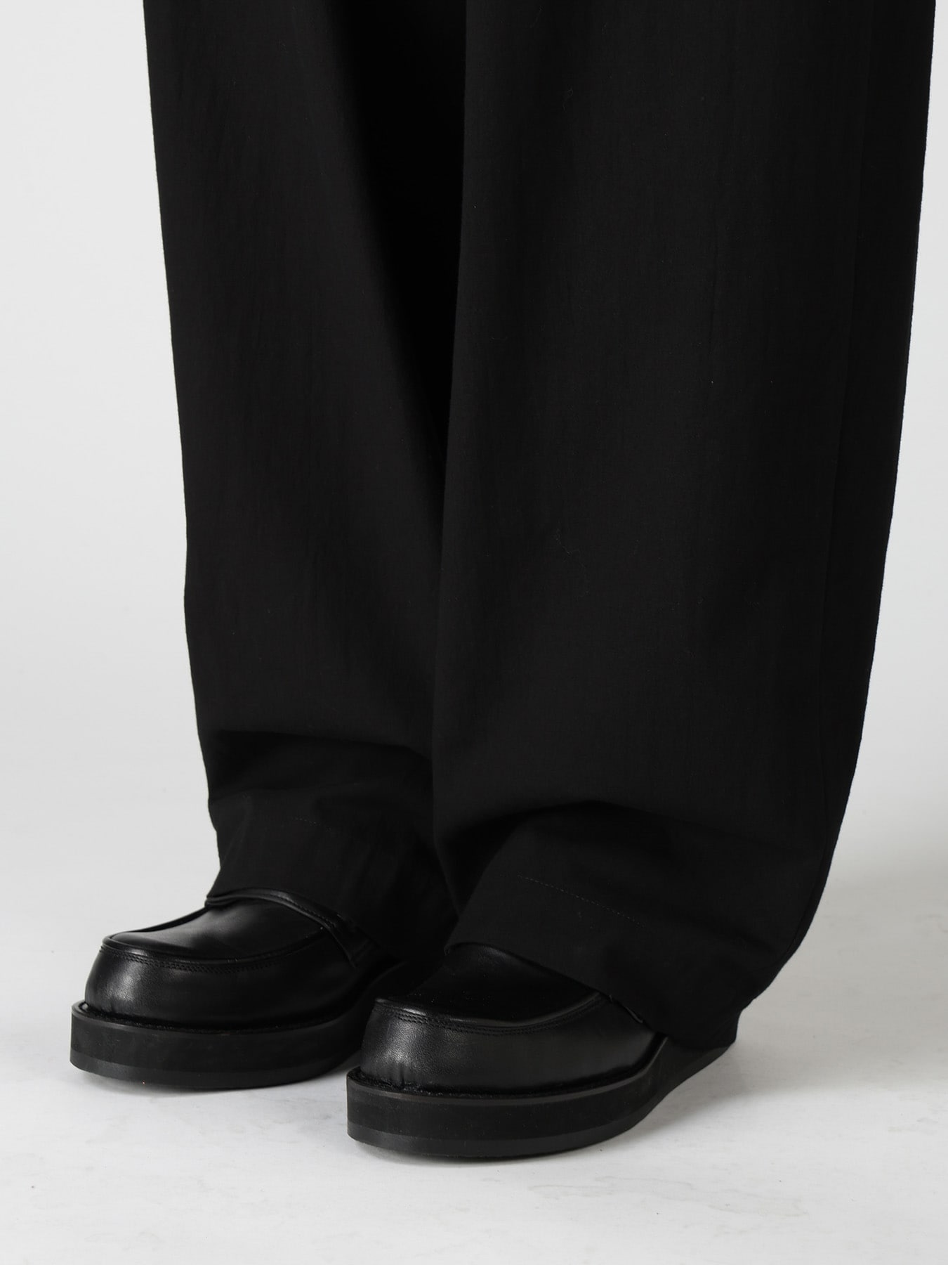 COTTON TWILL 2-TUCK WIDE PANTS