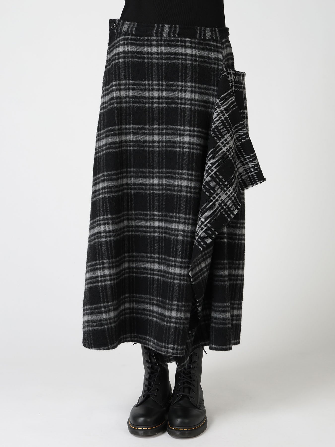 SHAGGY PLAID DRAPE FLARE PANTS