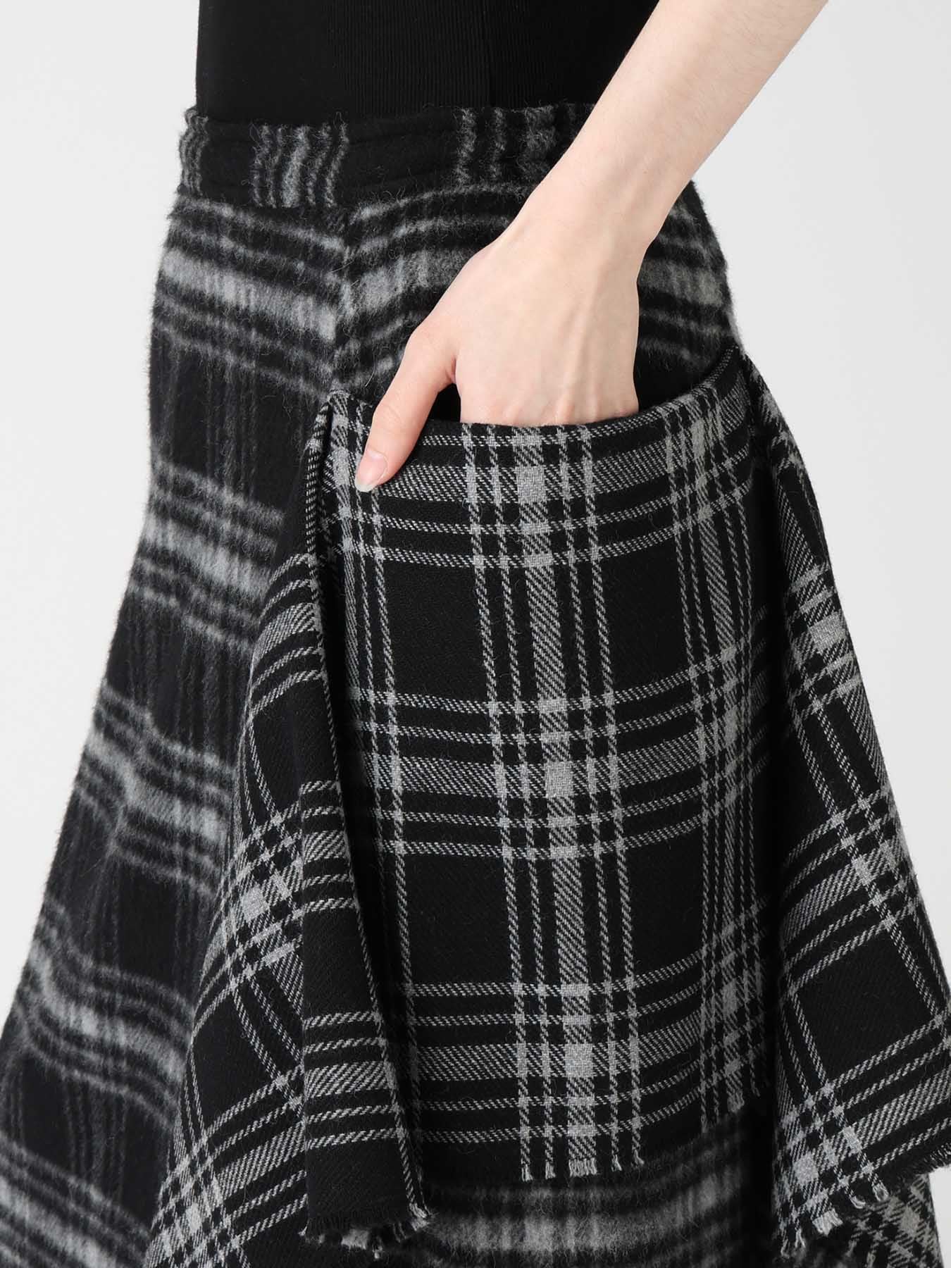 SHAGGY PLAID DRAPE FLARE PANTS