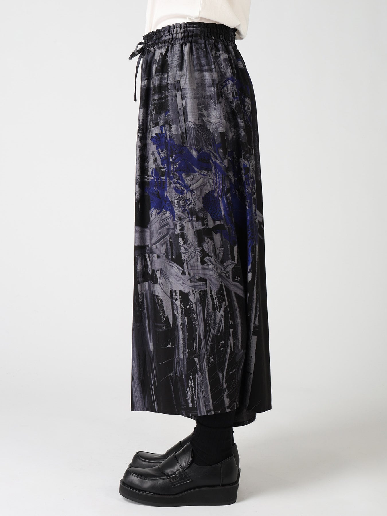 CUPRO DISTORTED FLOWER FLARE PANTS