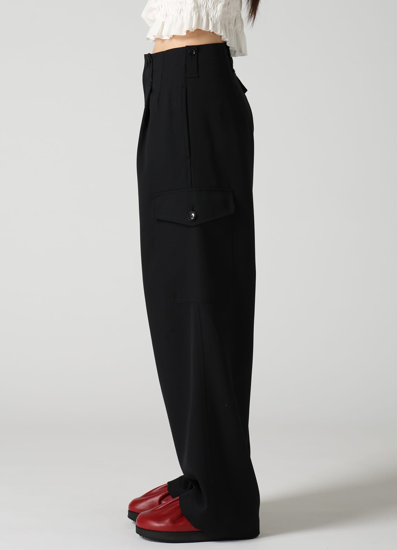 WOOL GABARDINE CARGO PANTS