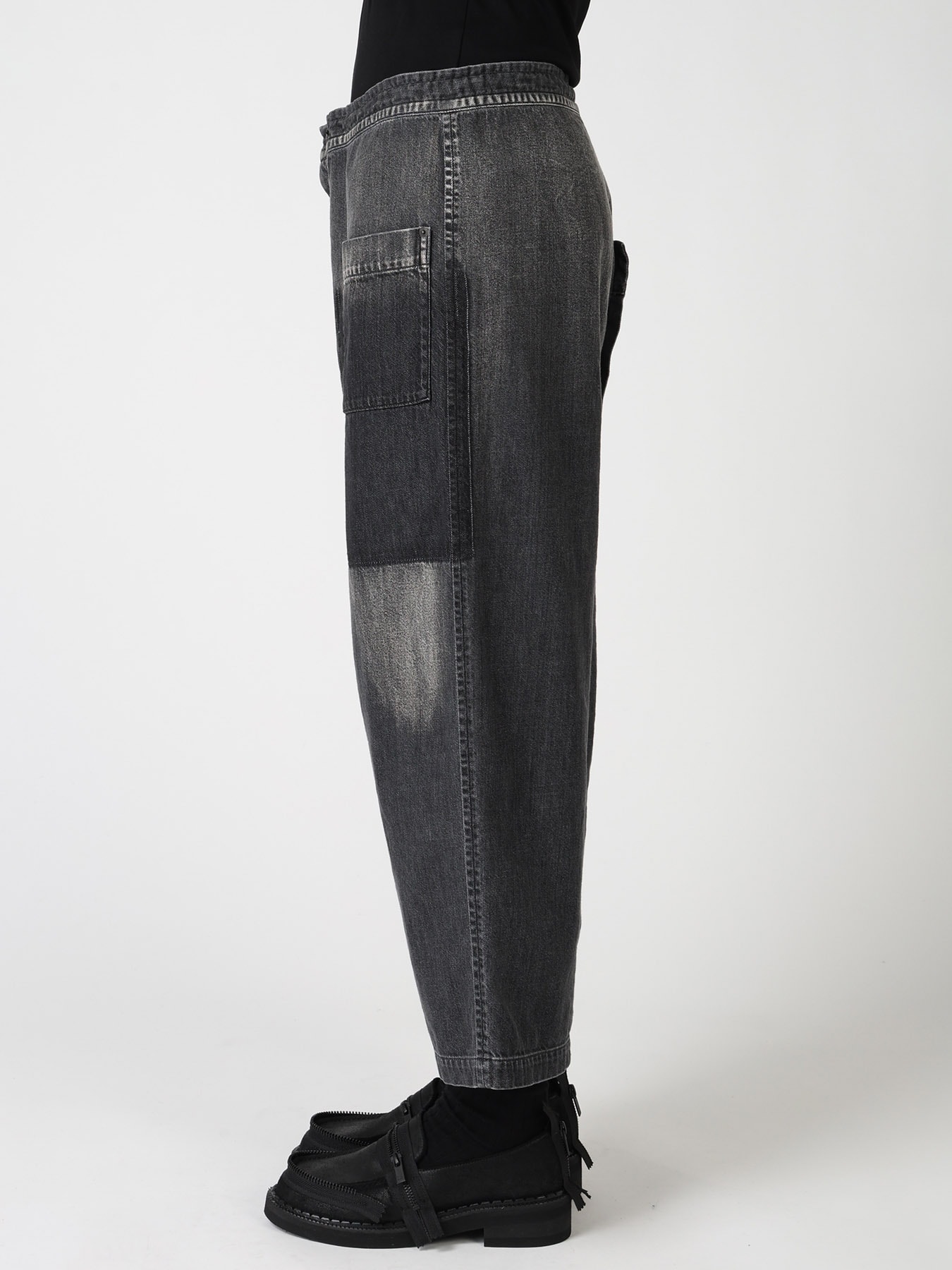 SPOTTED DENIM OUT-POCKET PANTS