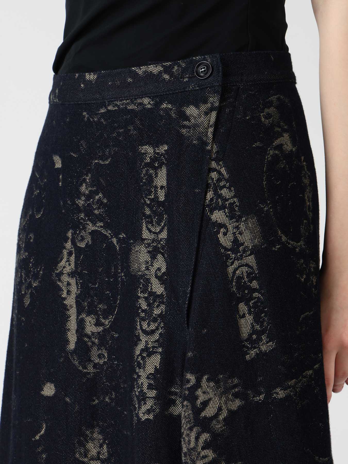 DENIM JACQUARD FRONT CUT-OUT SKIRT