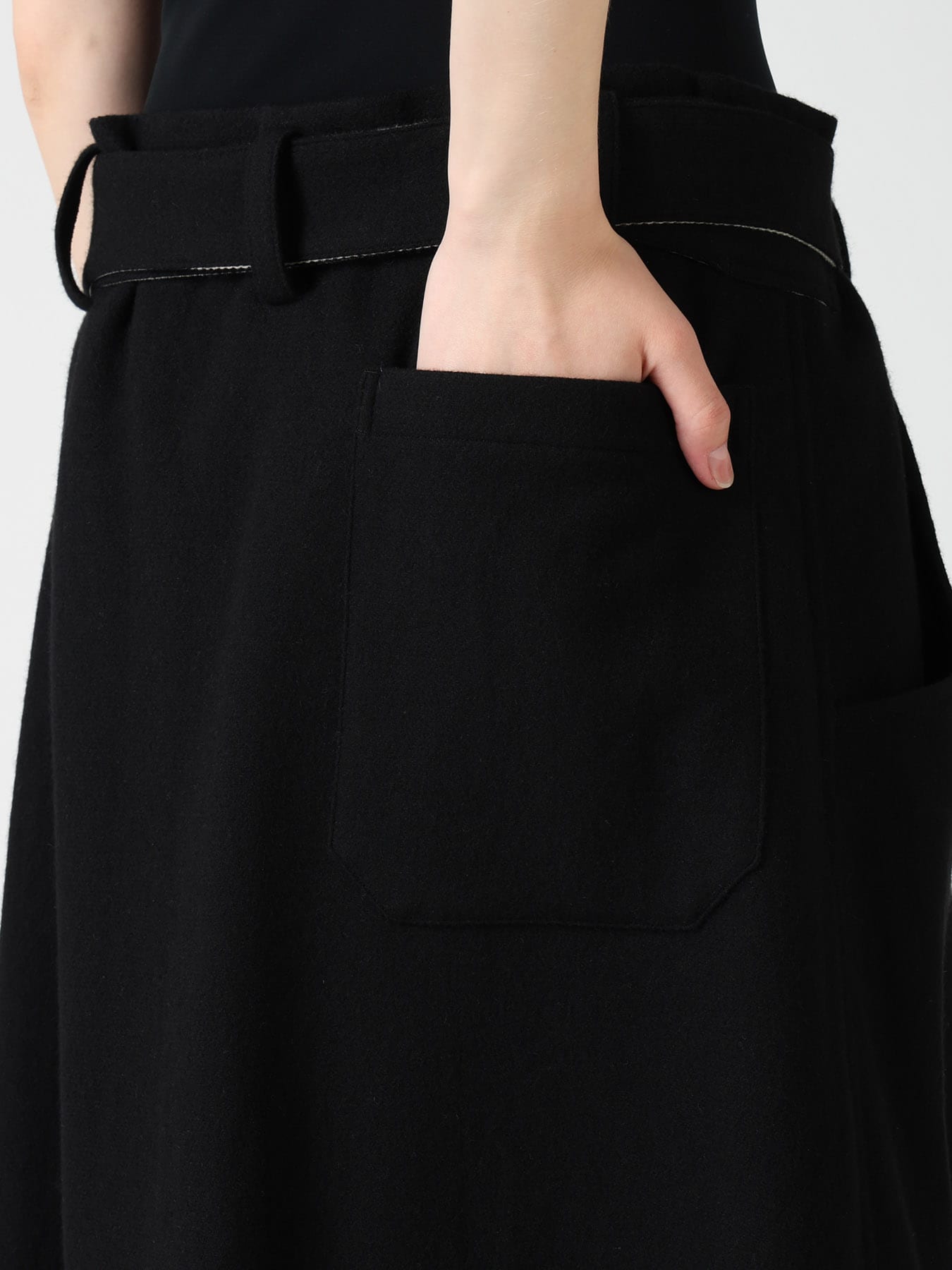 TWILL FLANNEL BELTED SKIRT