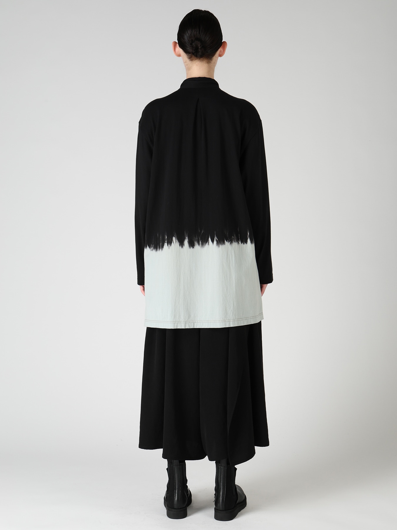 DISCHARGE DYED TIE-NECK T-SHIRT
