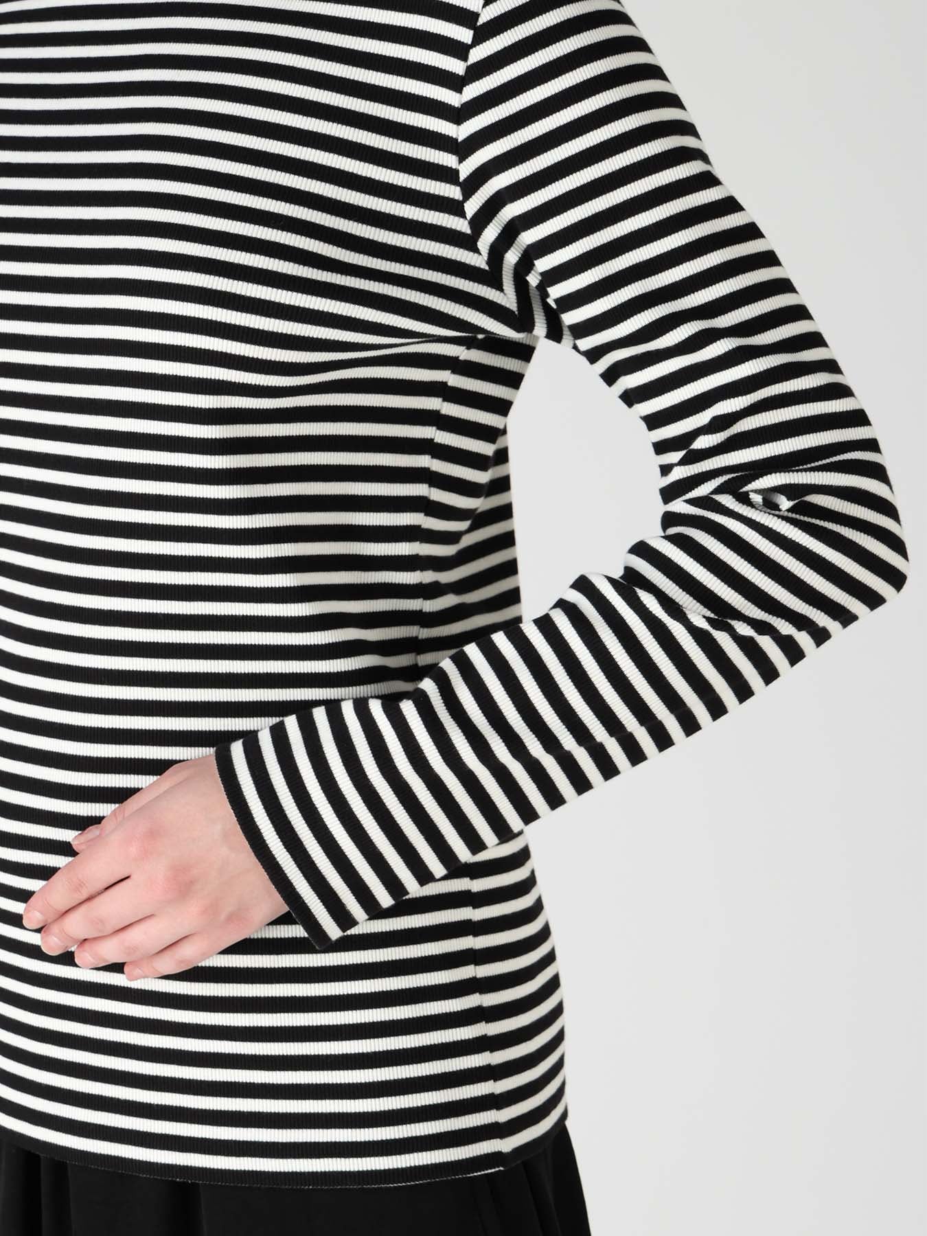 STRIPE RIB ROUND NECK LONG SLEEVE T-SHIRT