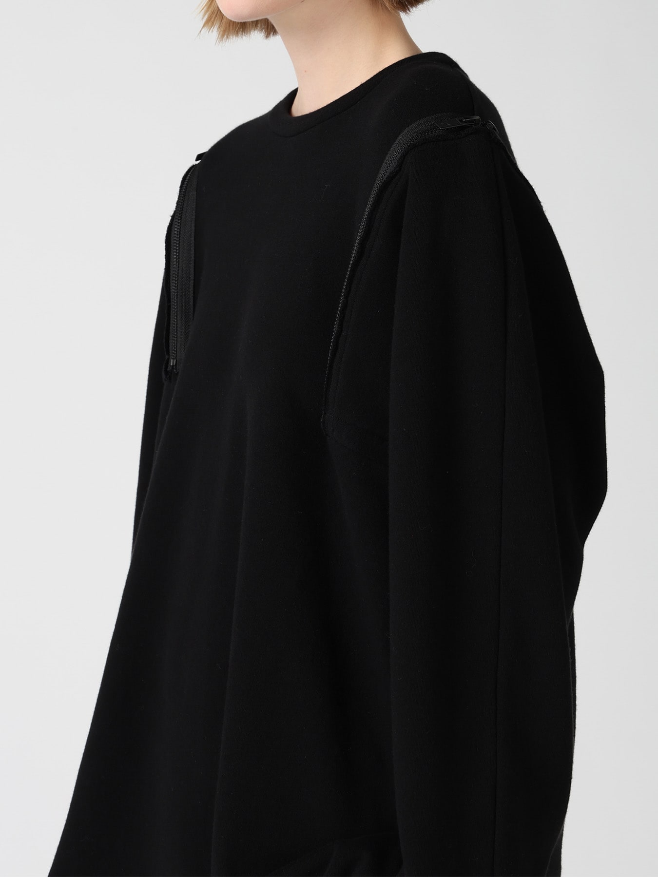 FRENCH TERRY SHOULDER ZIP PULLOVER