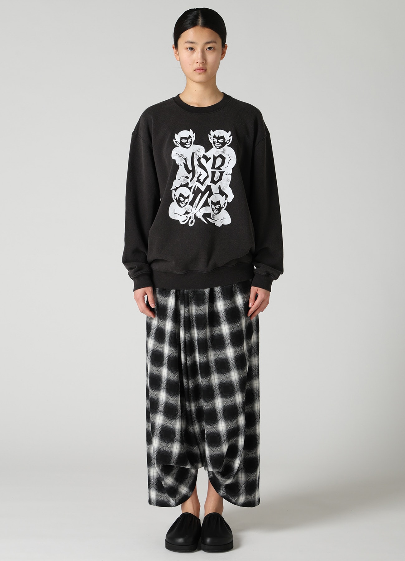 DEVIL PRINT SWEAT SHIRT
