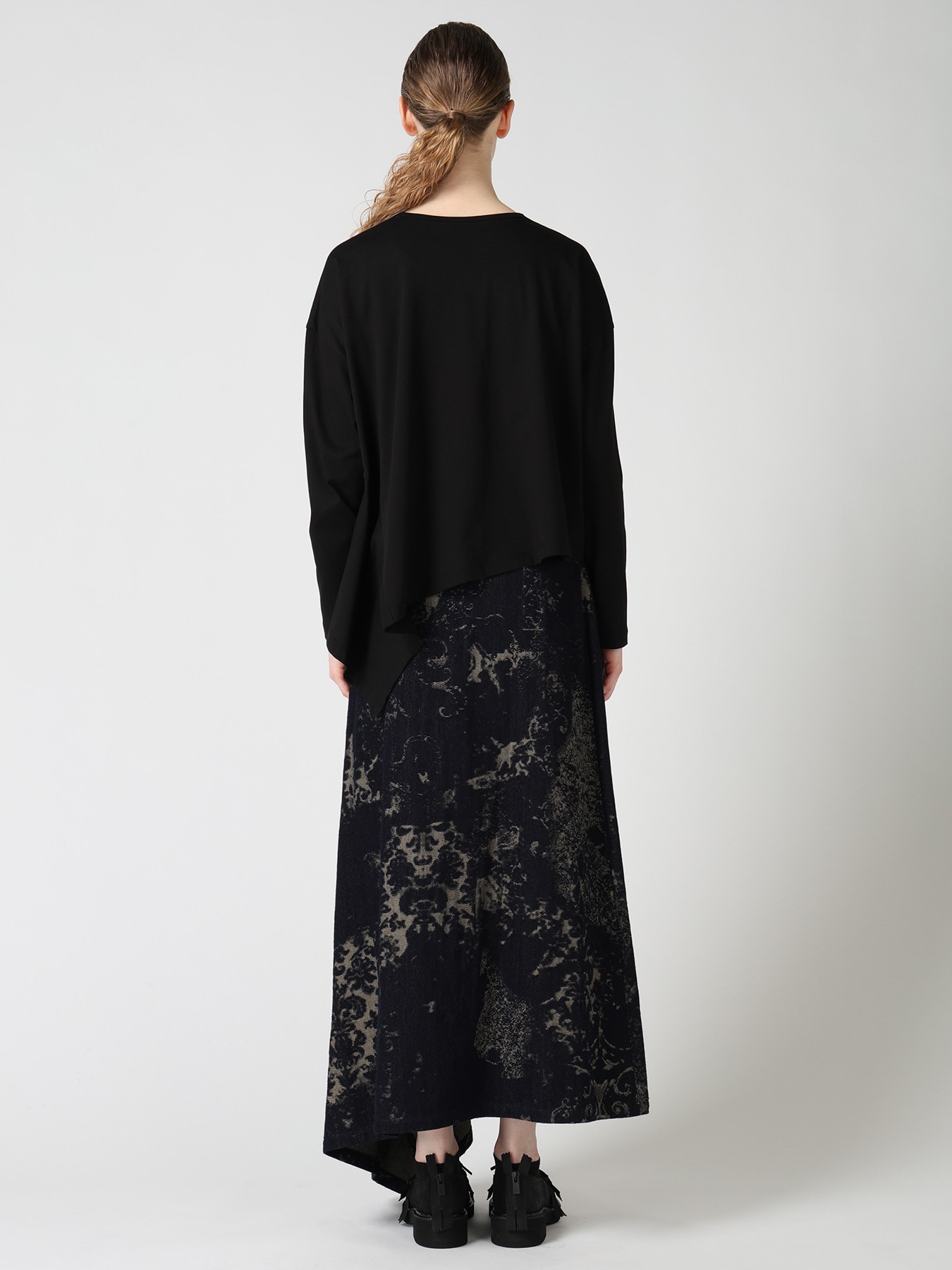 SUVIN JERSEY ASYMMETRIC ROUND NECK T-SHIRT
