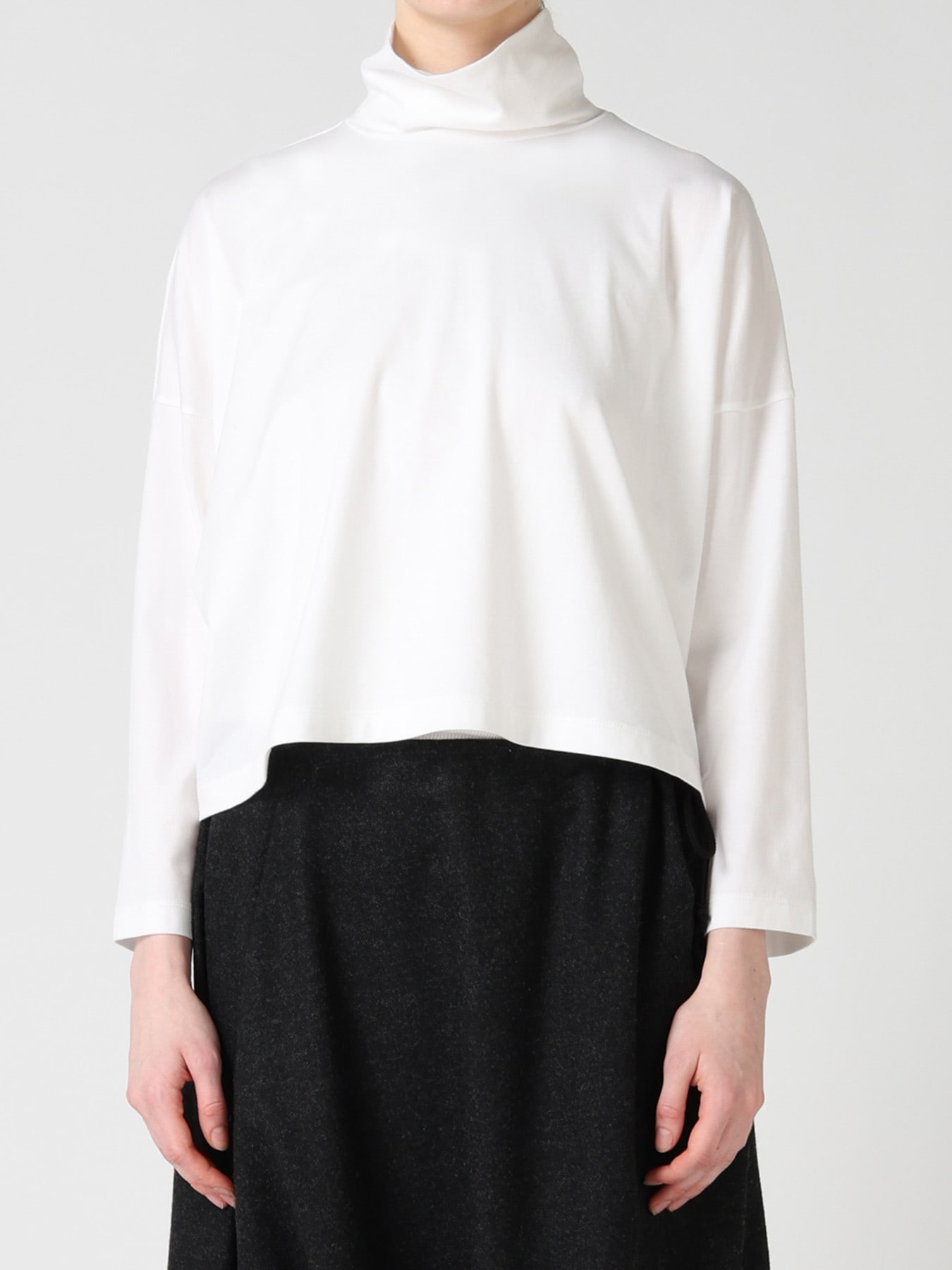 SUVIN JERSEY SHORT HIGH NECK T-SHIRT