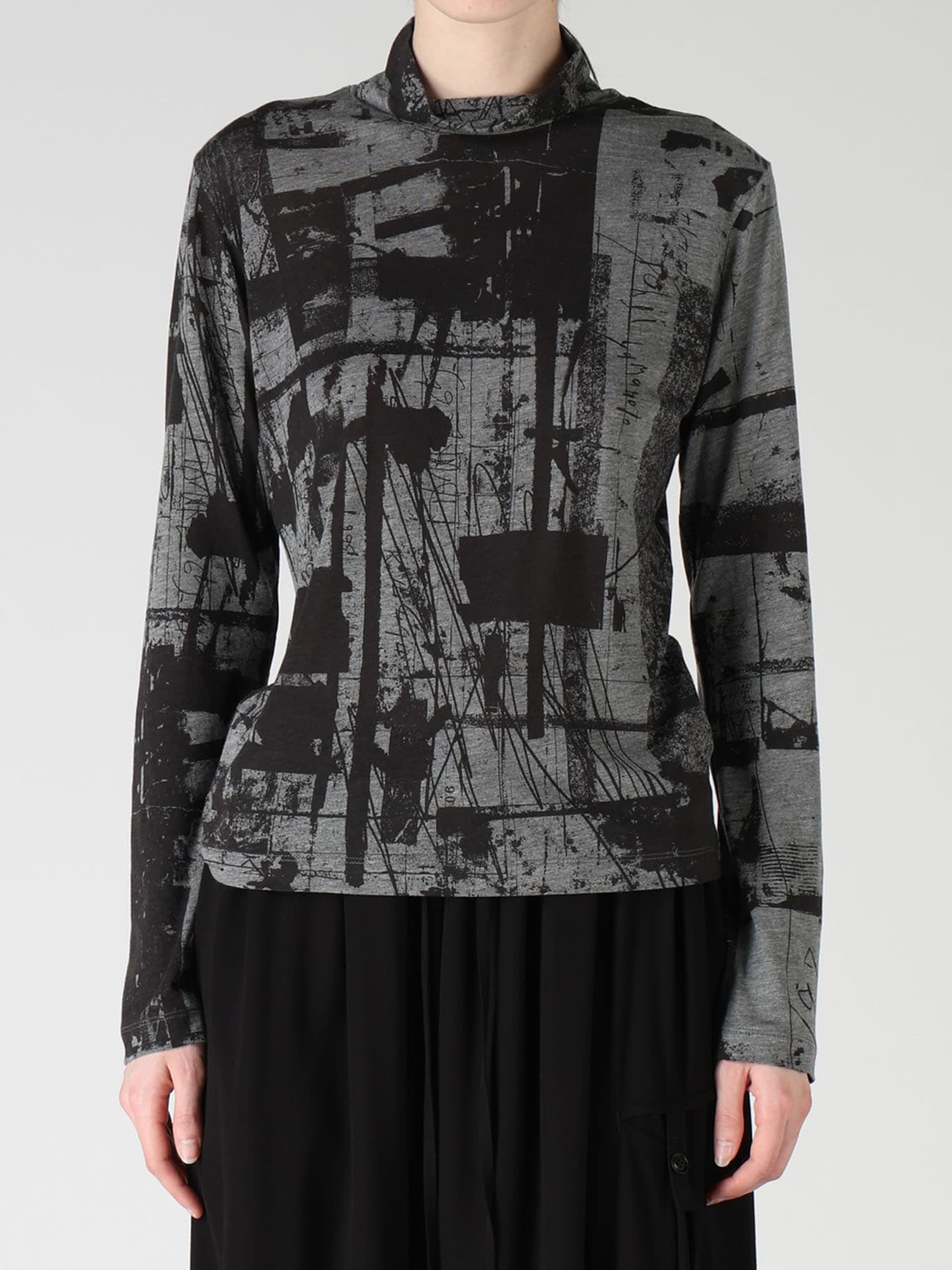 "DESOLATE CITY" JERSEY LONG SLEEVE HIGH NECK T-SHIRT