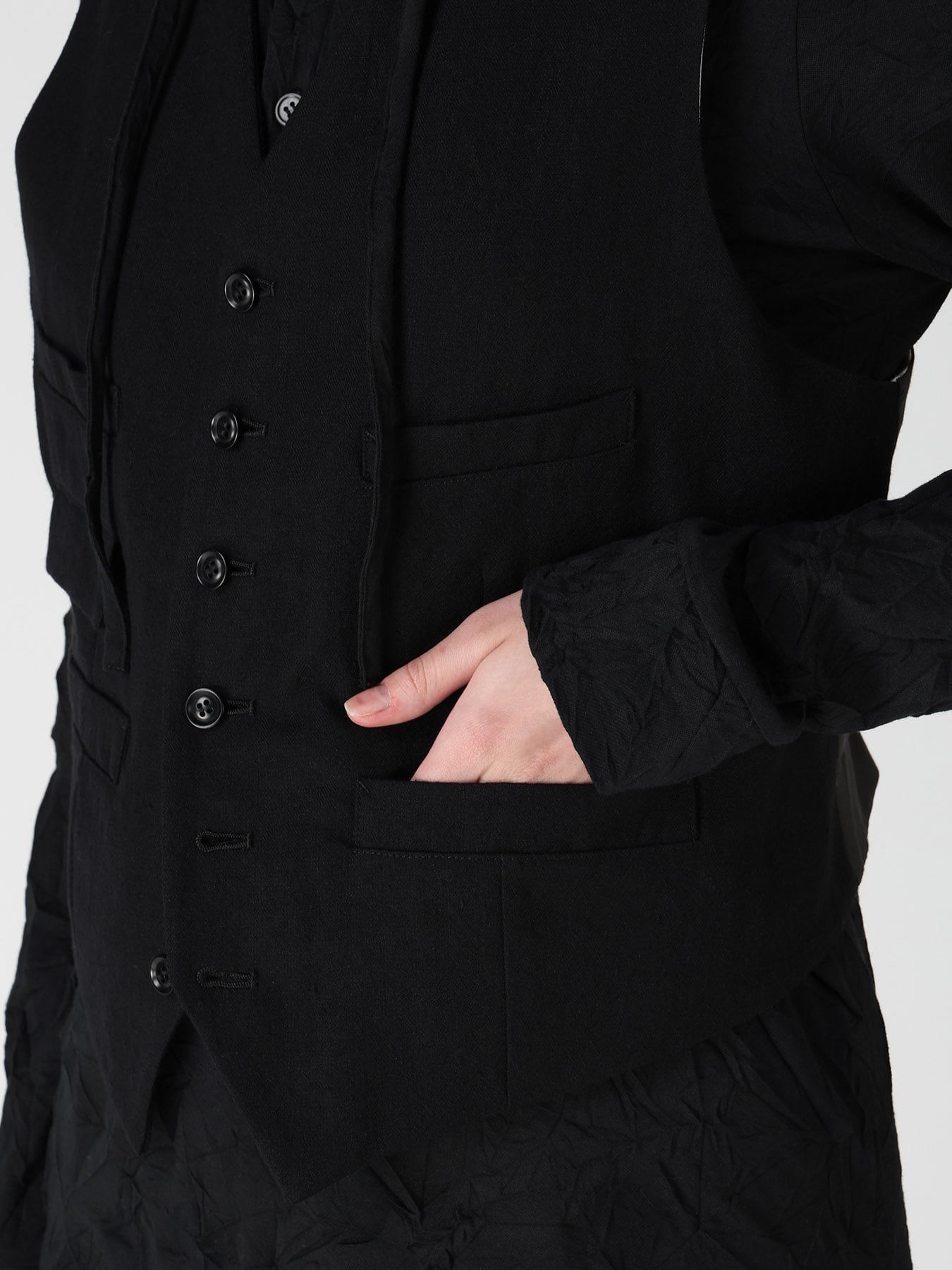HERRINGBONE COLLARLESS VEST