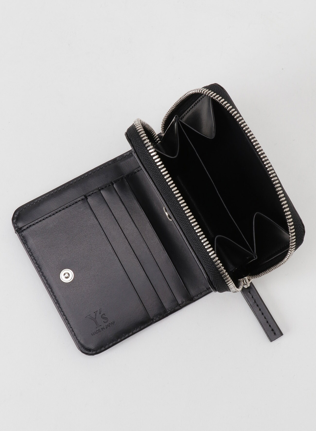 GLOSS SMOOTH LEATHER ZIP-AROUND WALLET SMALL(S BLACK): Y's｜THE ...