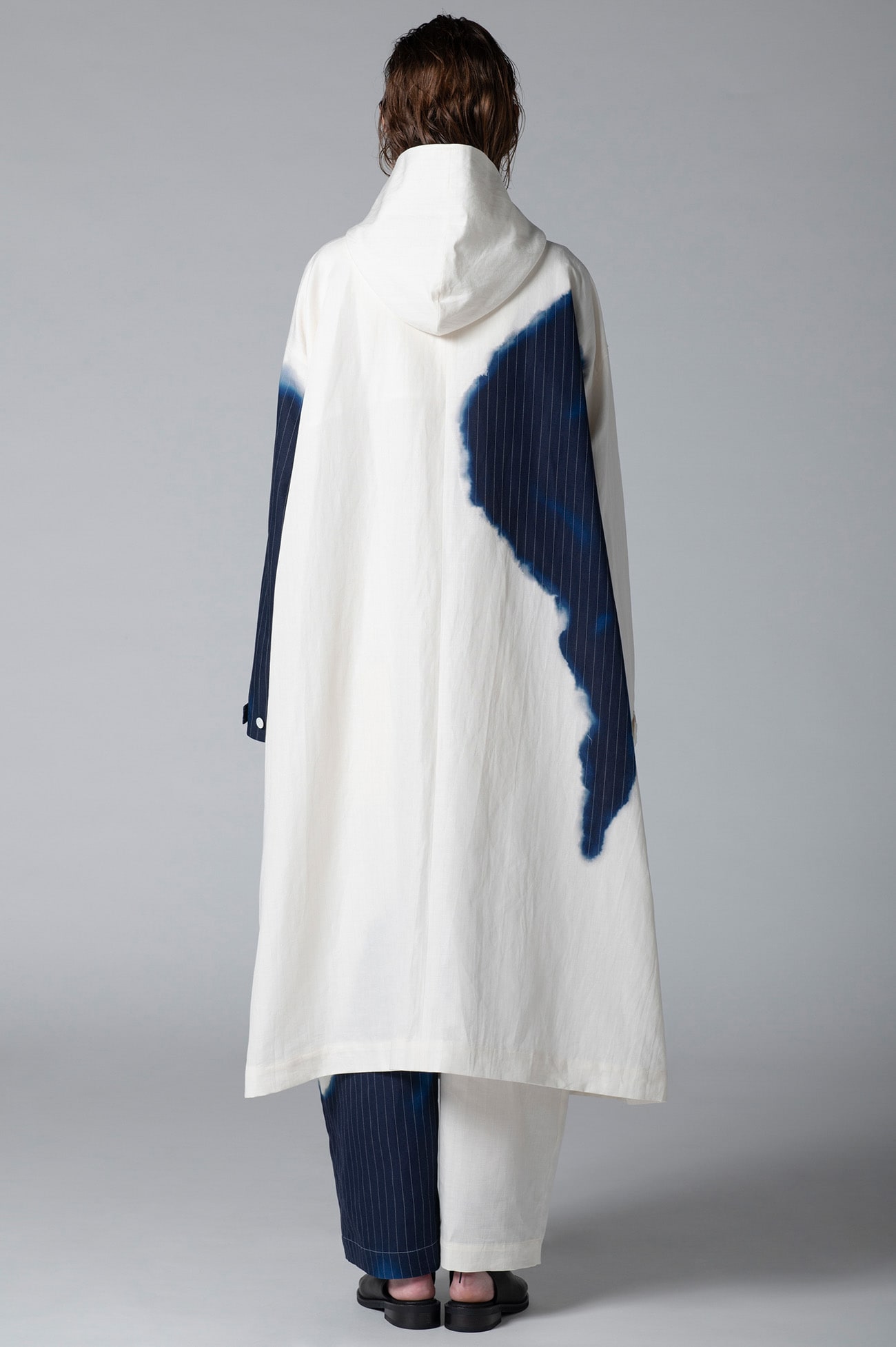 LINEN/COTTON HOODED COAT WITH PARTIAL PINSTRIPE PATTERN