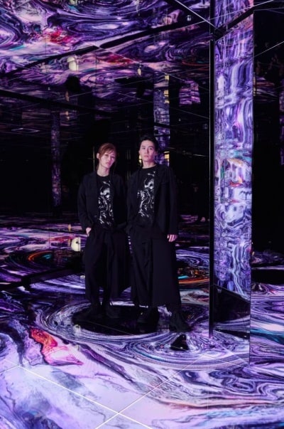 Ground Y × null(2n) Collaboration Collection