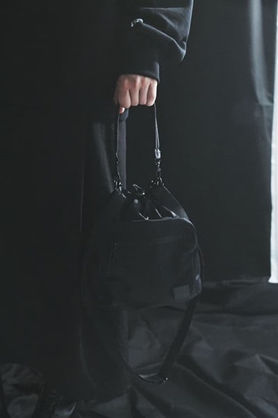Yohji Yamamoto ニューエラ コラボ　ボディーバッグ ブラック Y's×NEW ERA(R)2025-2026 秋冬コレクション